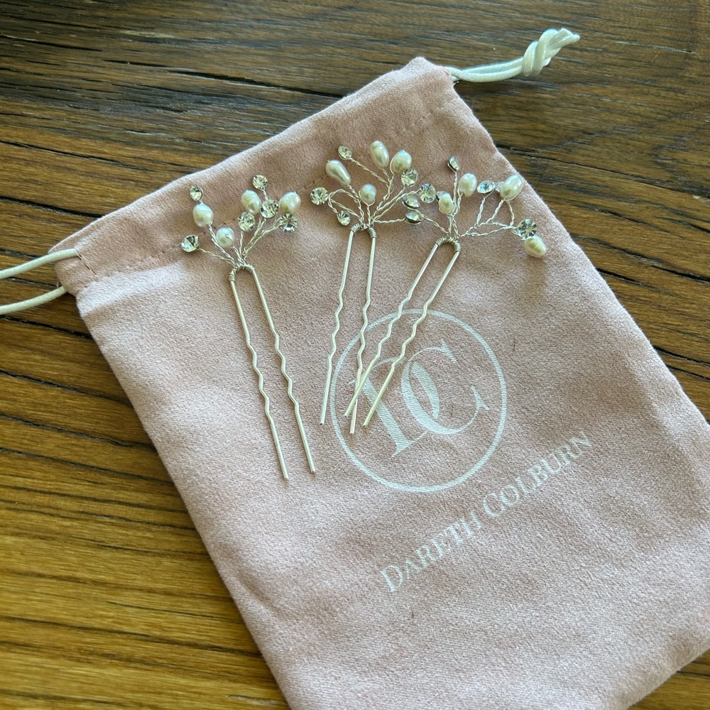 Dareth Colburn pearl hairpins